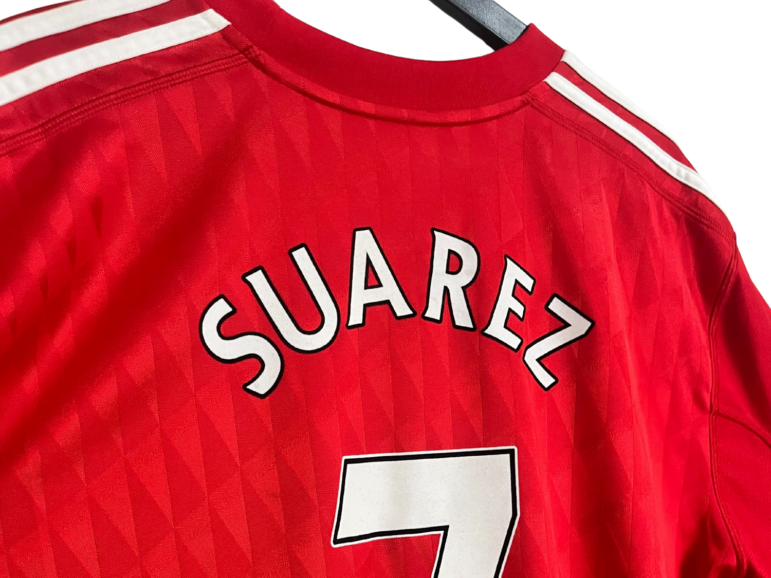 Maillot Liverpool FC domicile 2010/2012 Suarez 7 – PlayerStore