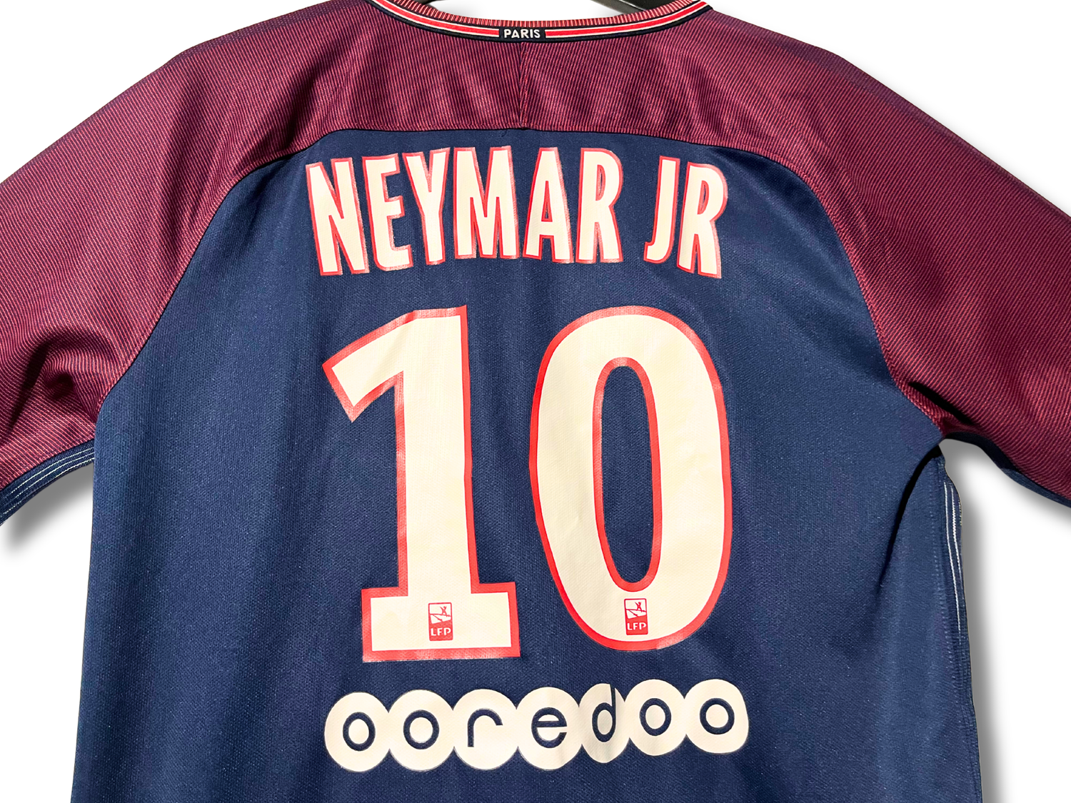 Flocage officiel Neymar Jr numéro 10 dos maillot PSG première saison